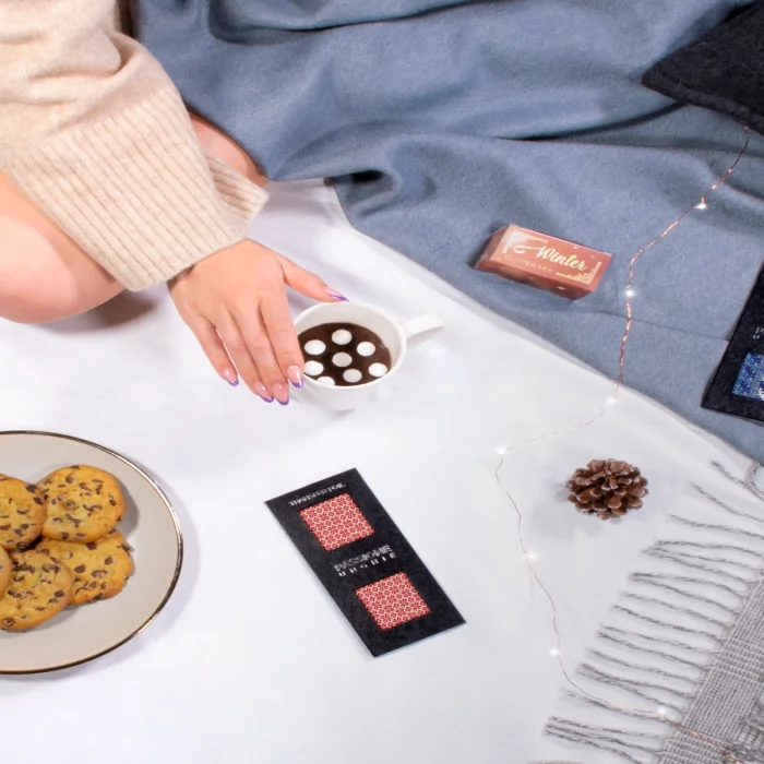 Colori unghie invernali 2022: idee, tendenze e nail art da provare